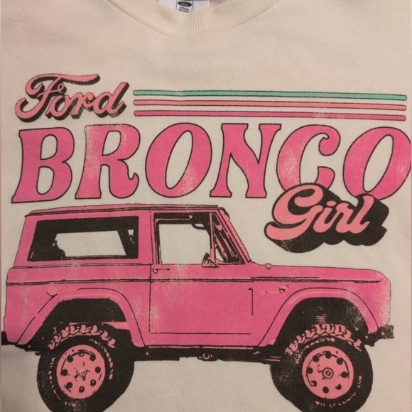 Ford Bronco oversized, boxy cut sweatshirt - Picture 2 of 3